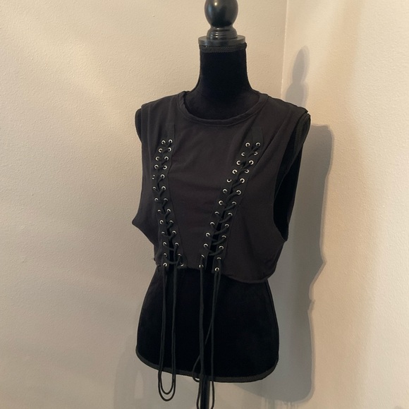 Women black top - Picture 4 of 4